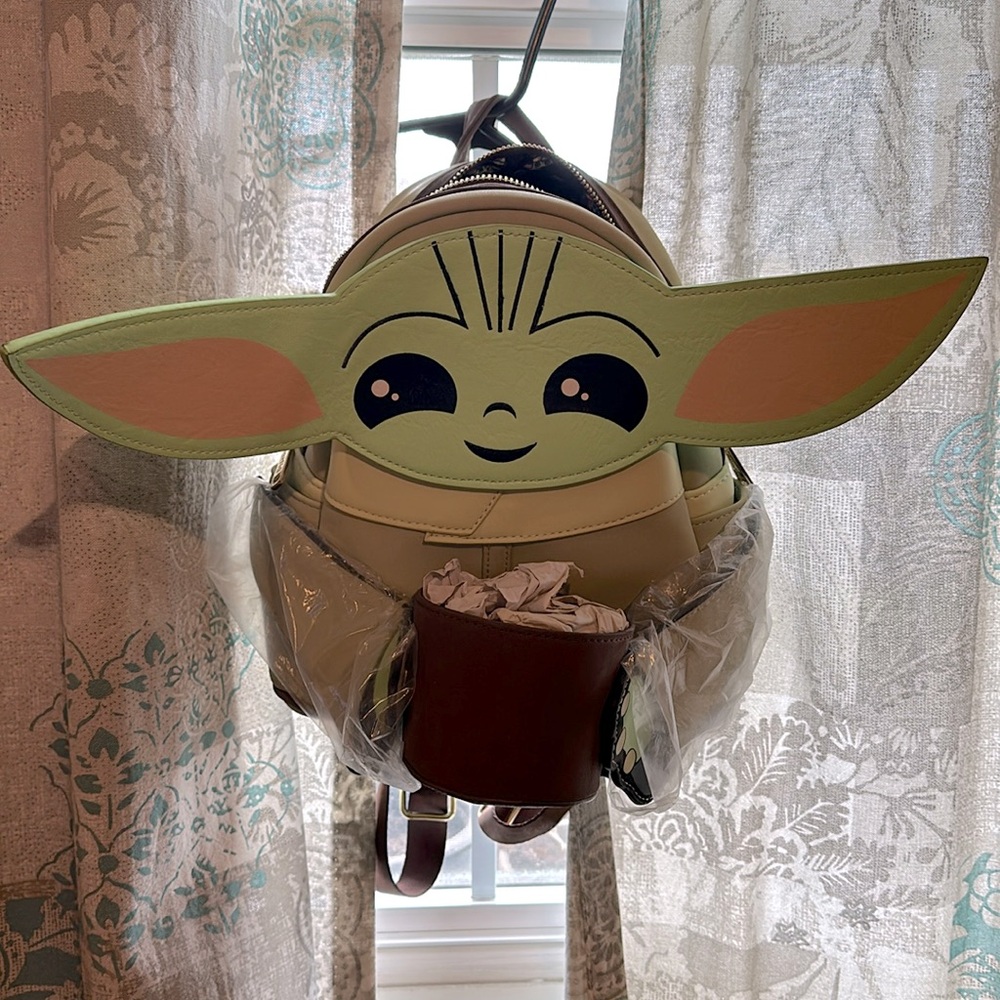 NWT- Loungefly-  Star Wars Grogu Mini Backpack